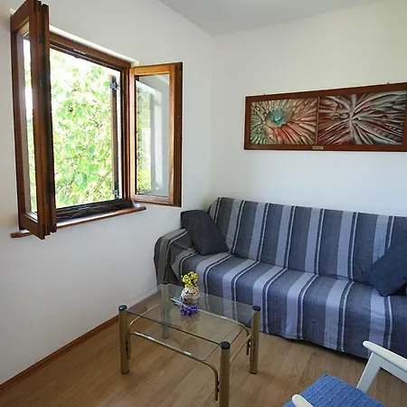 House Nova Nyaraló *